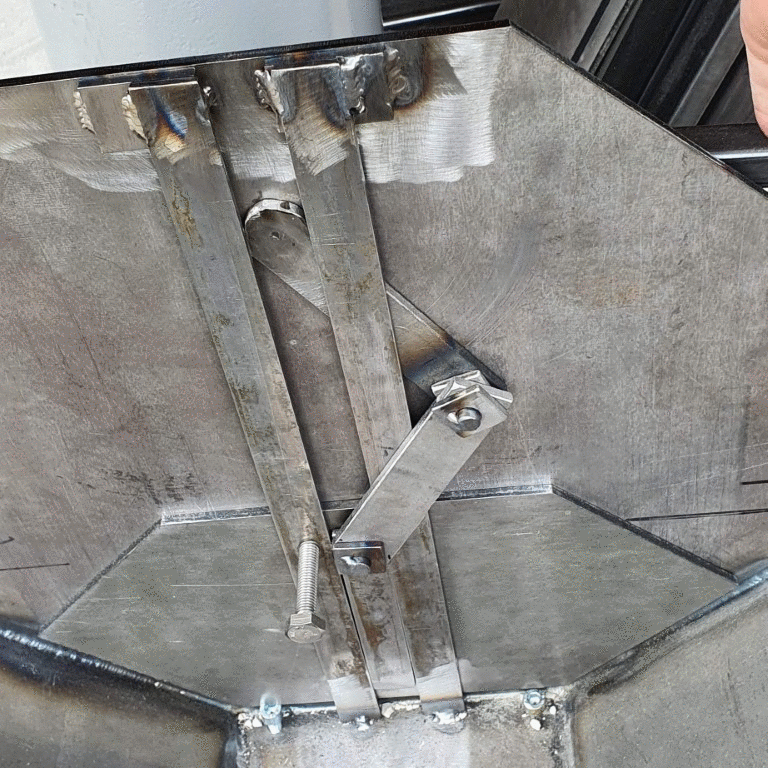 The flap mechanics